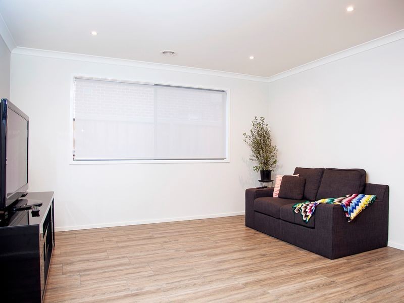 5 Moorgate Road, Clyde North VIC 3978