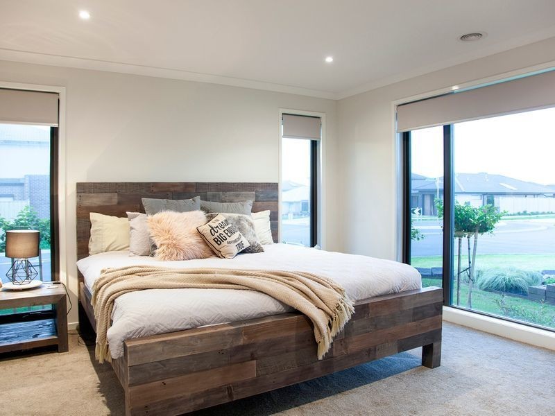 5 Moorgate Road, Clyde North VIC 3978