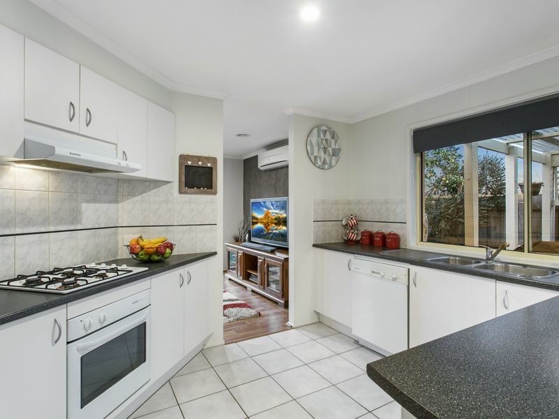 63 Filmer Crescent, Narre Warren South VIC 3805