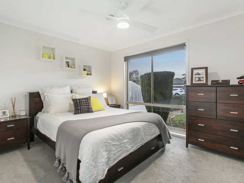 63 Filmer Crescent, Narre Warren South VIC 3805