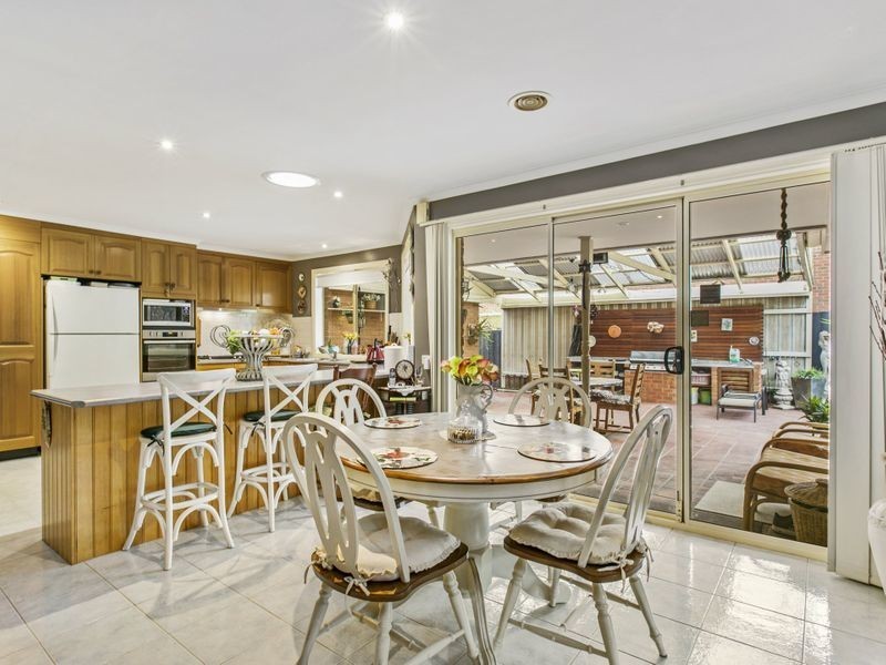 4 Acorn Court, Narre Warren South VIC 3805