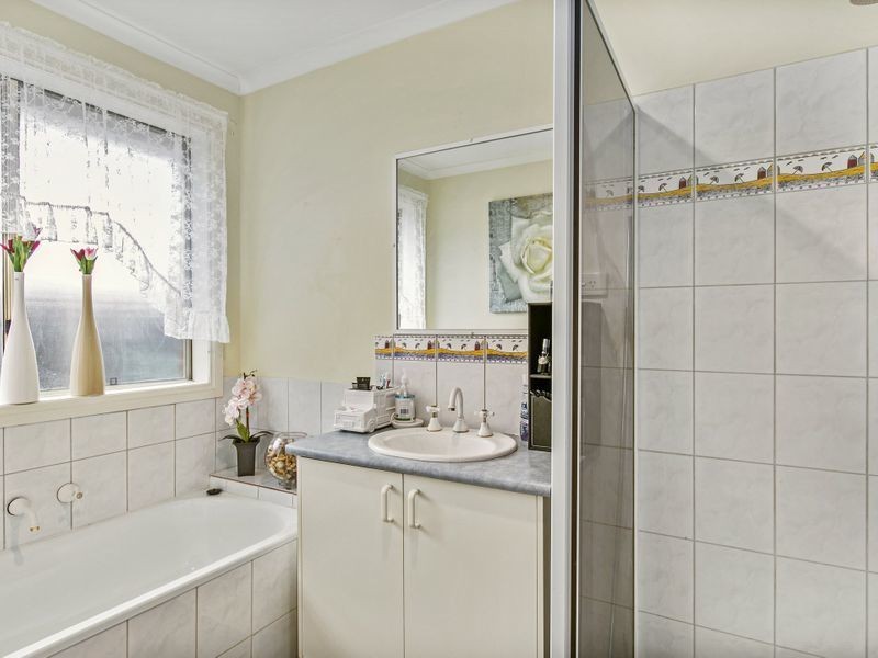 4 Acorn Court, Narre Warren South VIC 3805