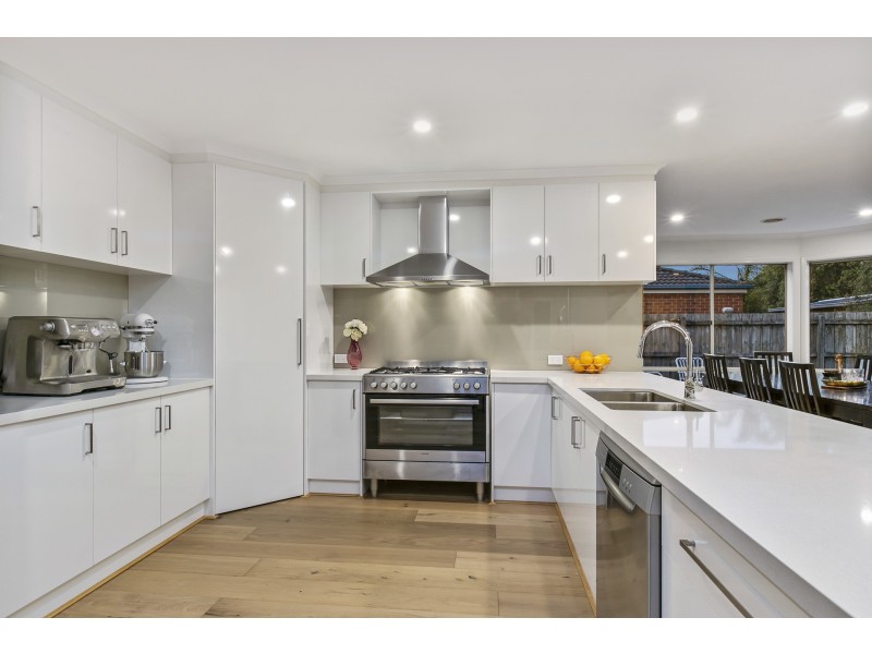 46 Wood Road, Narre Warren South VIC 3805