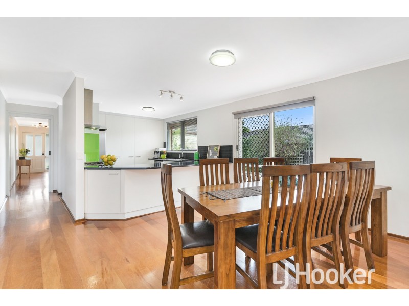 5 Andrew Court, Pakenham VIC 3810