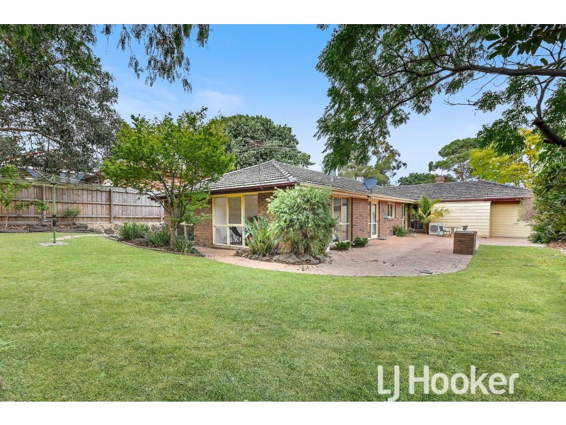 5 Andrew Court, Pakenham VIC 3810