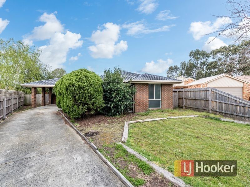 4 Hillman Court, Berwick VIC 3806