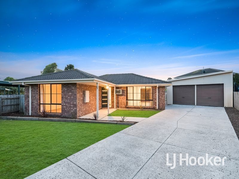 5 Benny Place, Berwick VIC 3806