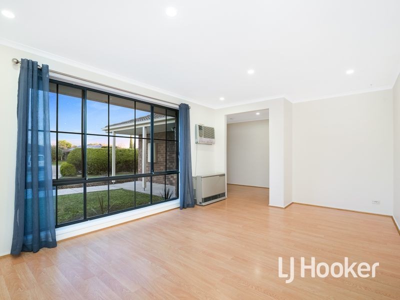 5 Benny Place, Berwick VIC 3806