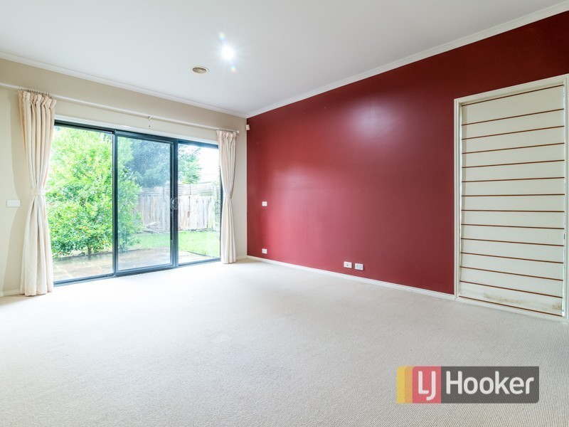 12 Clocktower Court, Berwick VIC 3806