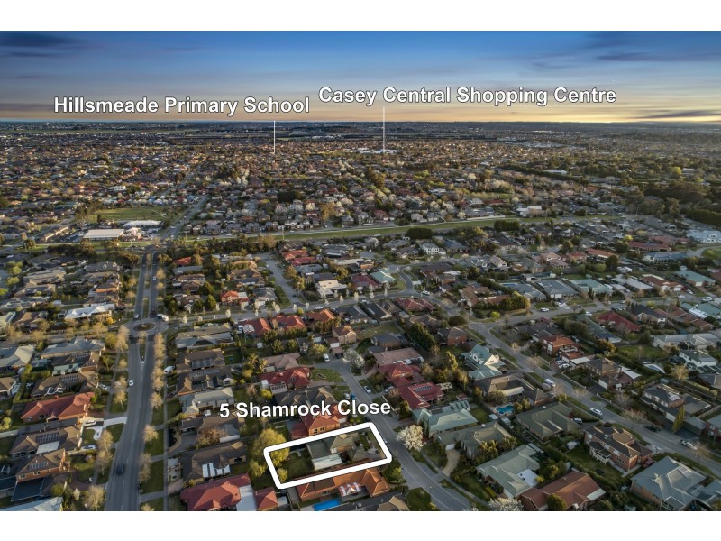 5 Shamrock Close, Narre Warren South VIC 3805
