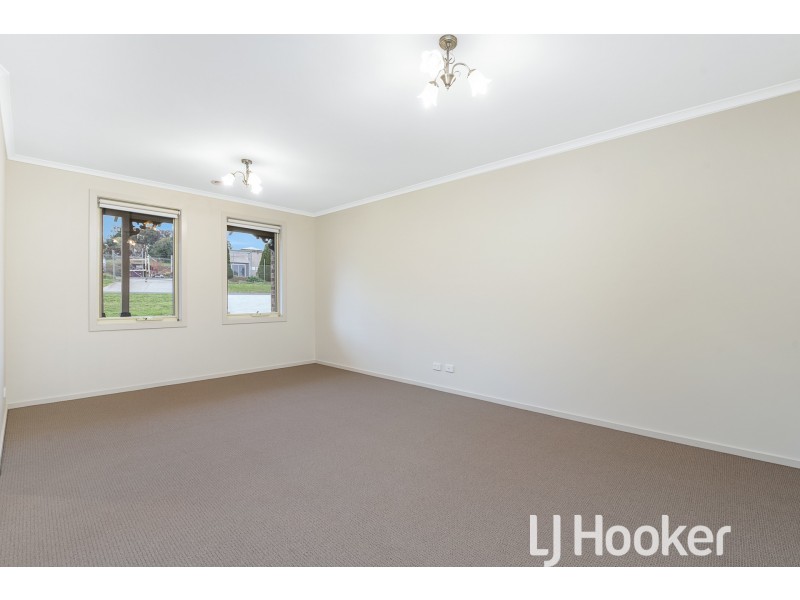 92 Church Street, Drouin VIC 3818