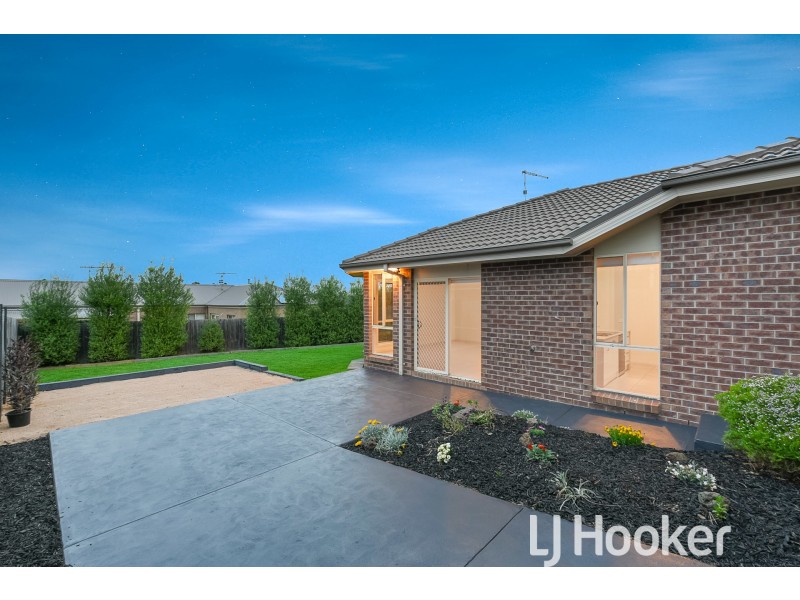 92 Church Street, Drouin VIC 3818