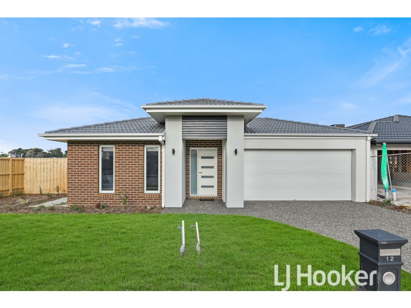 12 Cochin Drive, Clyde North VIC 3978