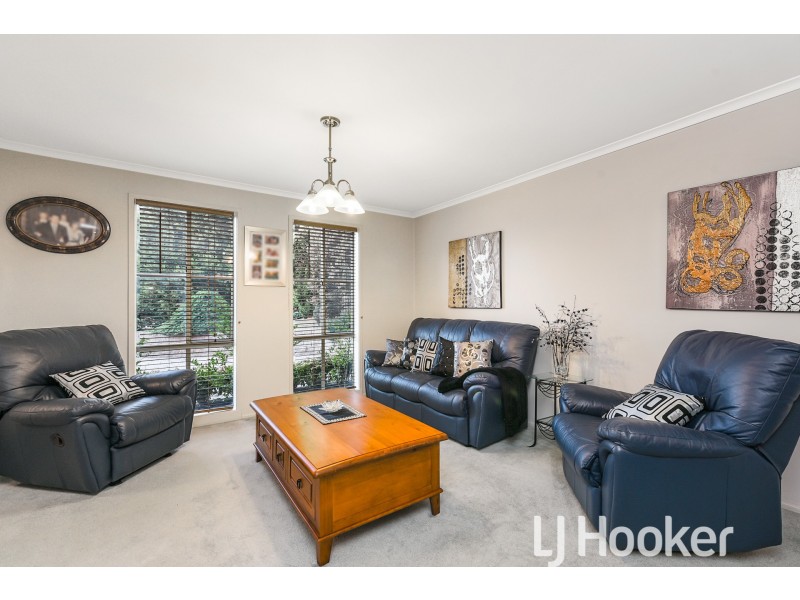 13 Nestle Retreat, Berwick VIC 3806