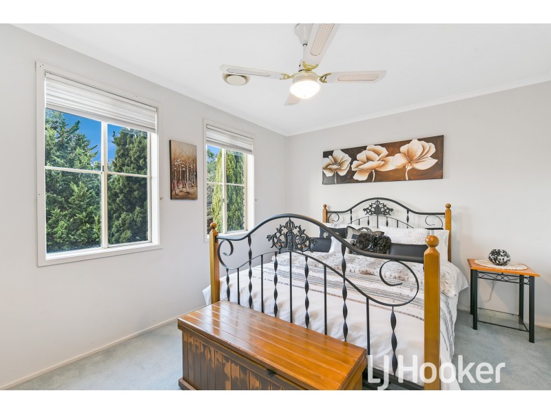 13 Nestle Retreat, Berwick VIC 3806