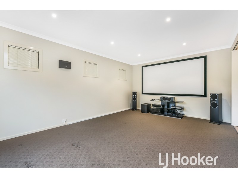 5 Jack William Way, Berwick VIC 3806