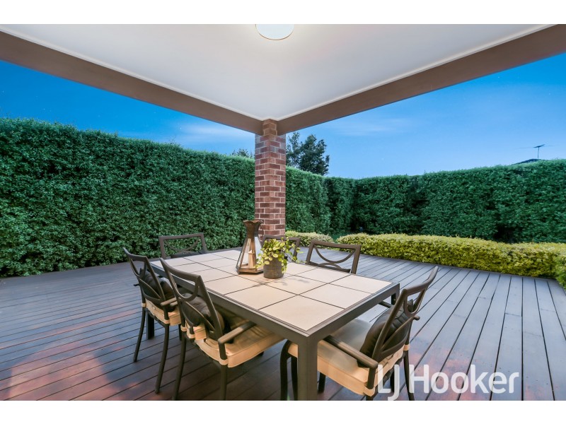 5 Jack William Way, Berwick VIC 3806