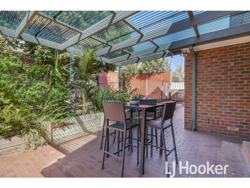 8 Albrecht Avenue, Berwick VIC 3806