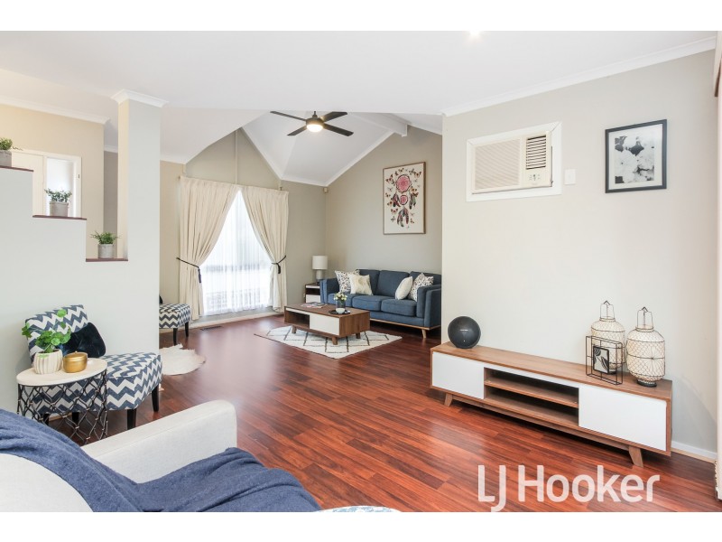 24 Baringa Park Drive, Narre Warren South VIC 3805