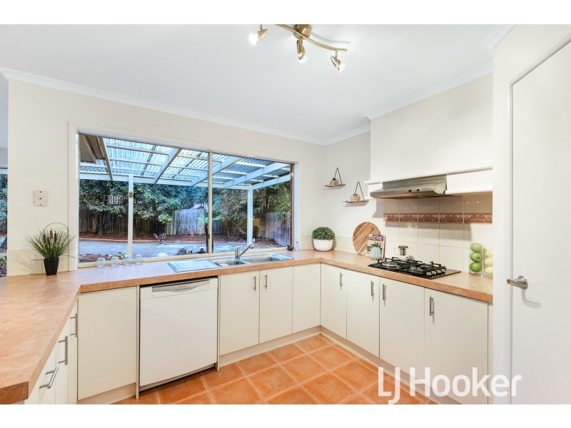 23 Barton Mews, Berwick VIC 3806