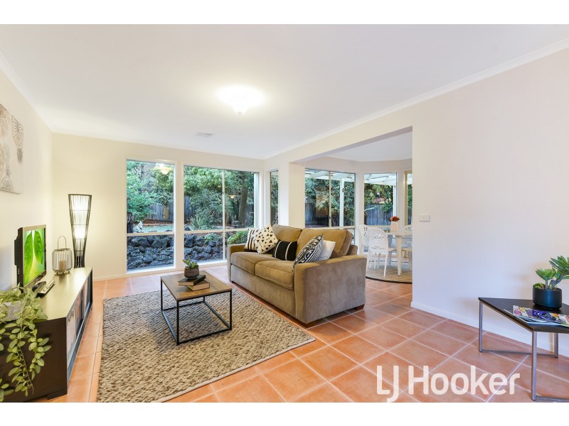 23 Barton Mews, Berwick VIC 3806