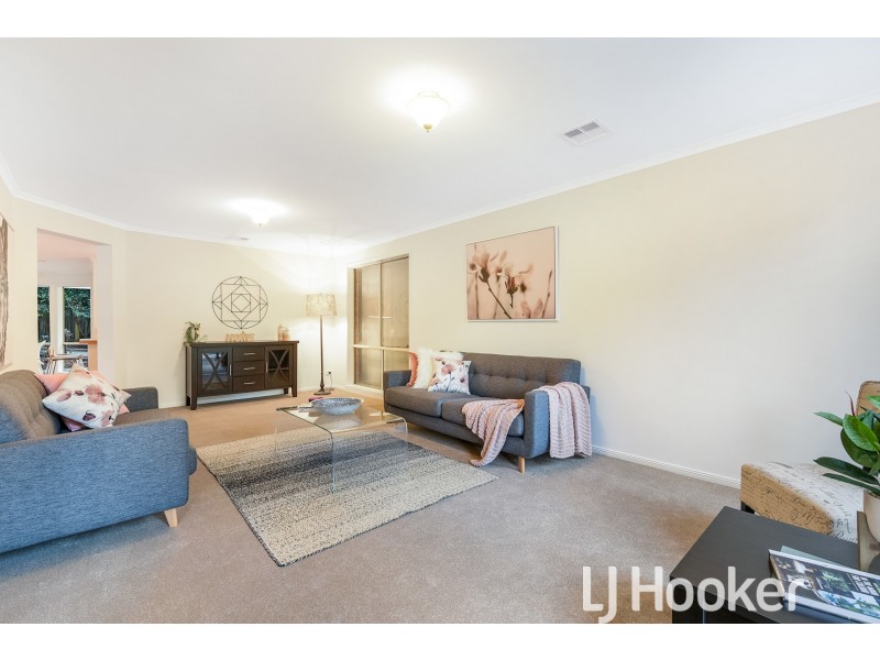 23 Barton Mews, Berwick VIC 3806