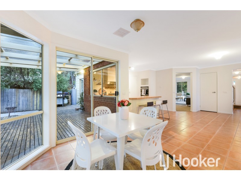 23 Barton Mews, Berwick VIC 3806