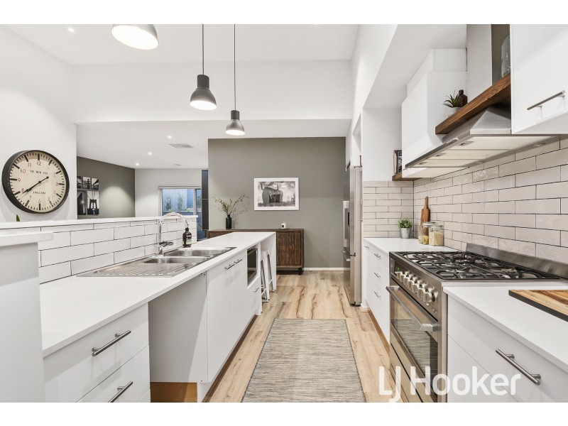 50 Timbertop Boulevard, Officer VIC 3809