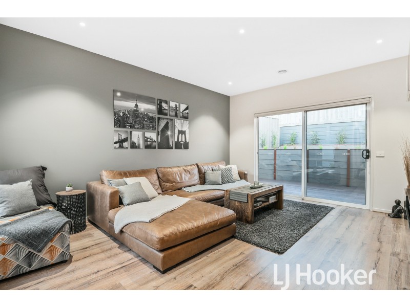 50 Timbertop Boulevard, Officer VIC 3809