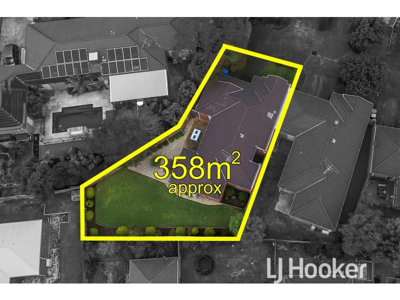 13/133 Bemersyde Drive, Berwick VIC 3806