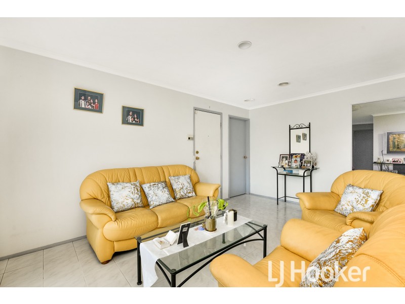 19 Geraldine Drive, Hampton Park VIC 3976