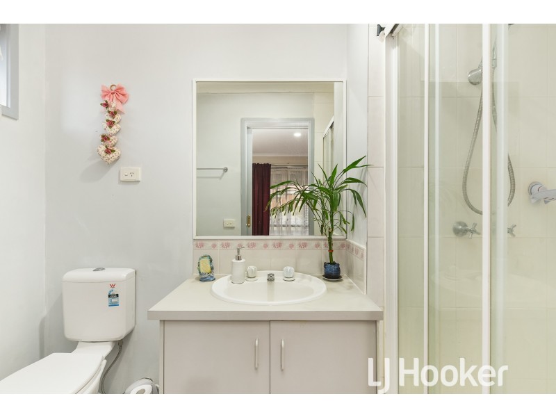 19 Geraldine Drive, Hampton Park VIC 3976