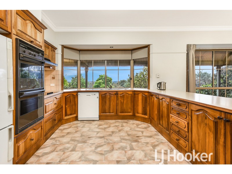 11 Angela Court, Narre Warren North VIC 3804