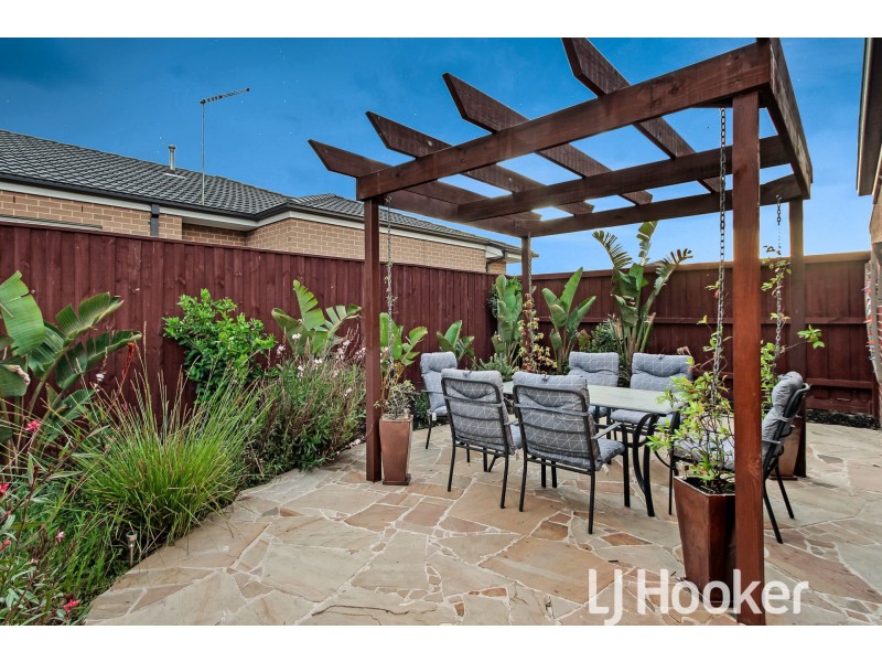 13 Lincoln Avenue, Officer VIC 3809