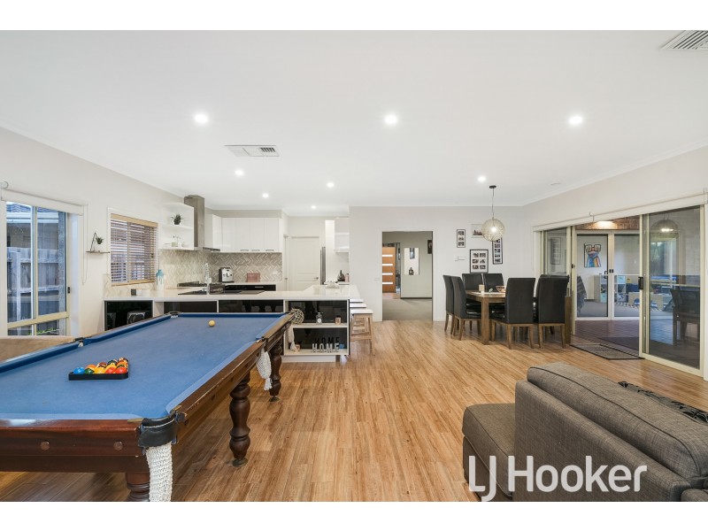 56 Wood Road, Narre Warren South VIC 3805