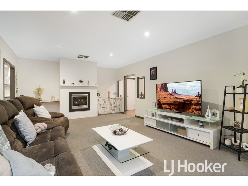 56 Wood Road, Narre Warren South VIC 3805