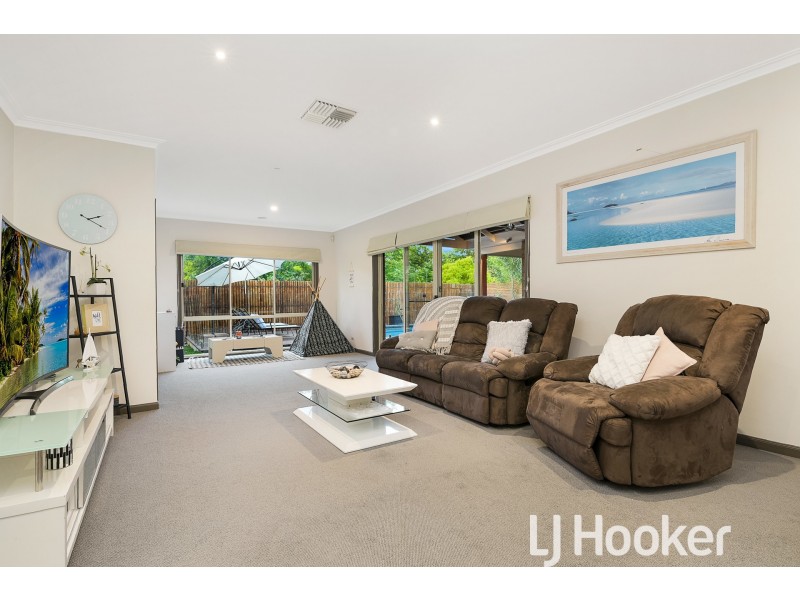 56 Wood Road, Narre Warren South VIC 3805