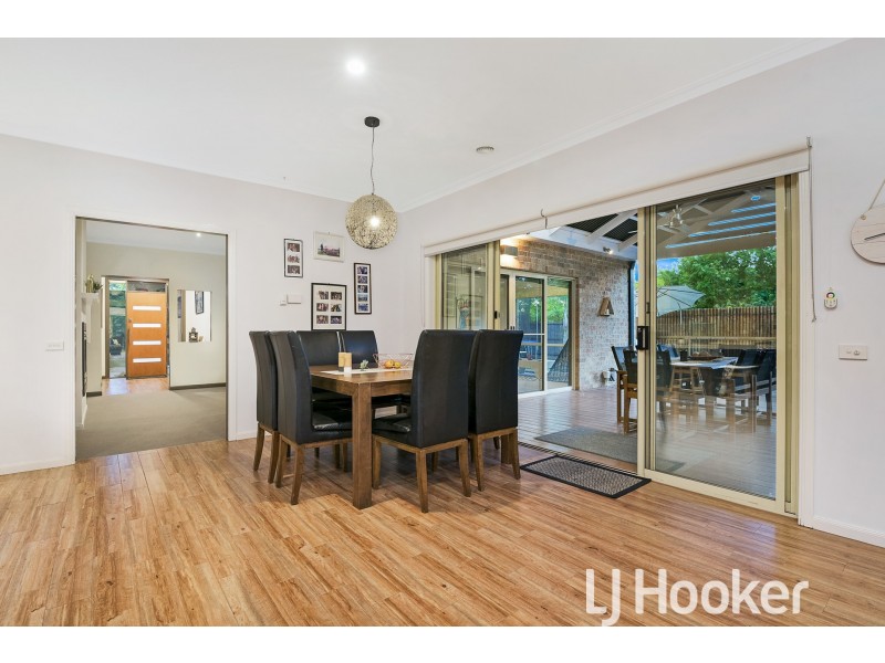 56 Wood Road, Narre Warren South VIC 3805