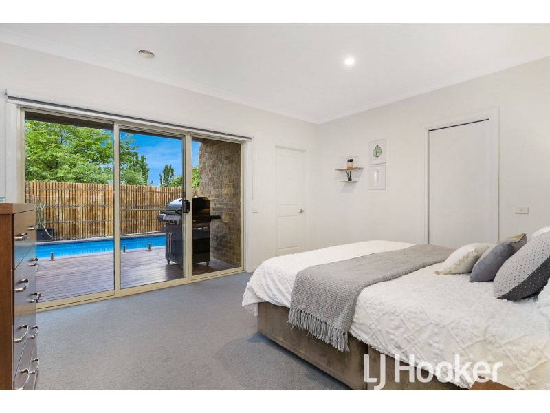 56 Wood Road, Narre Warren South VIC 3805