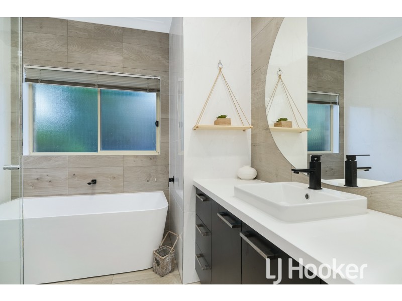 56 Wood Road, Narre Warren South VIC 3805