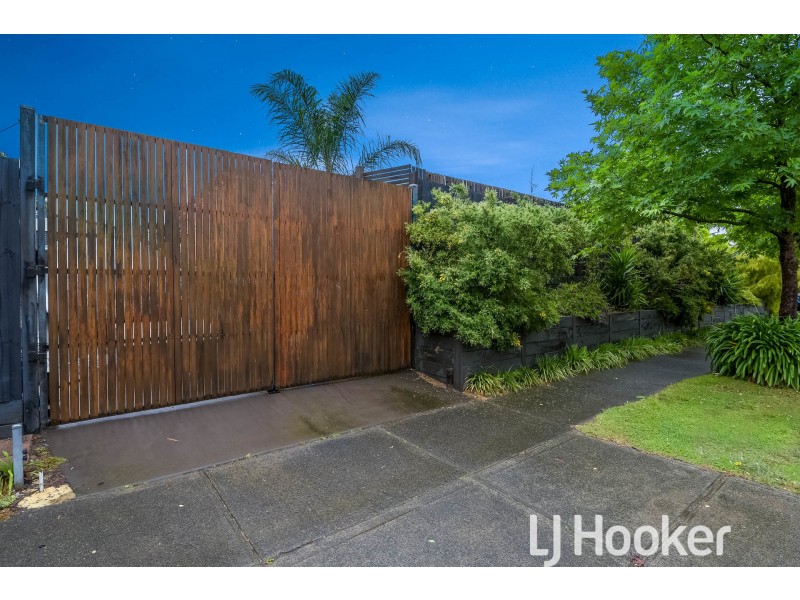 56 Wood Road, Narre Warren South VIC 3805