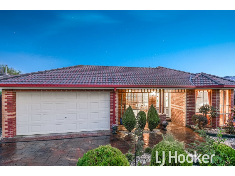 63 Tralee Circuit, Narre Warren VIC 3805