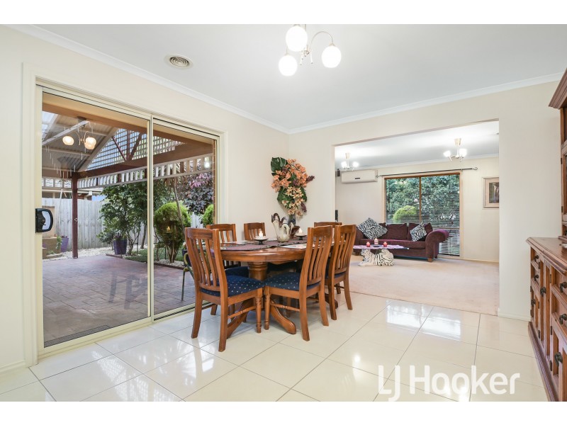 63 Tralee Circuit, Narre Warren VIC 3805