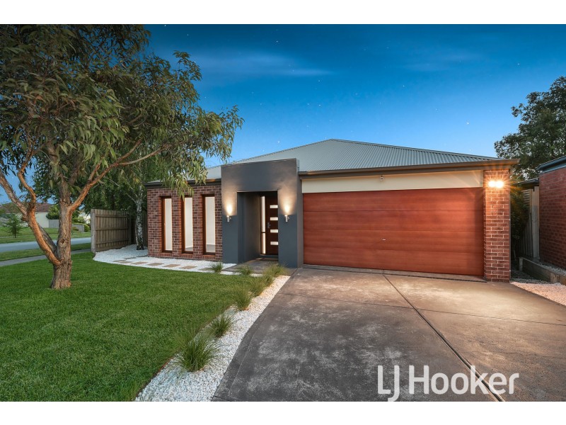 79 Earlsfield Drive, Berwick VIC 3806