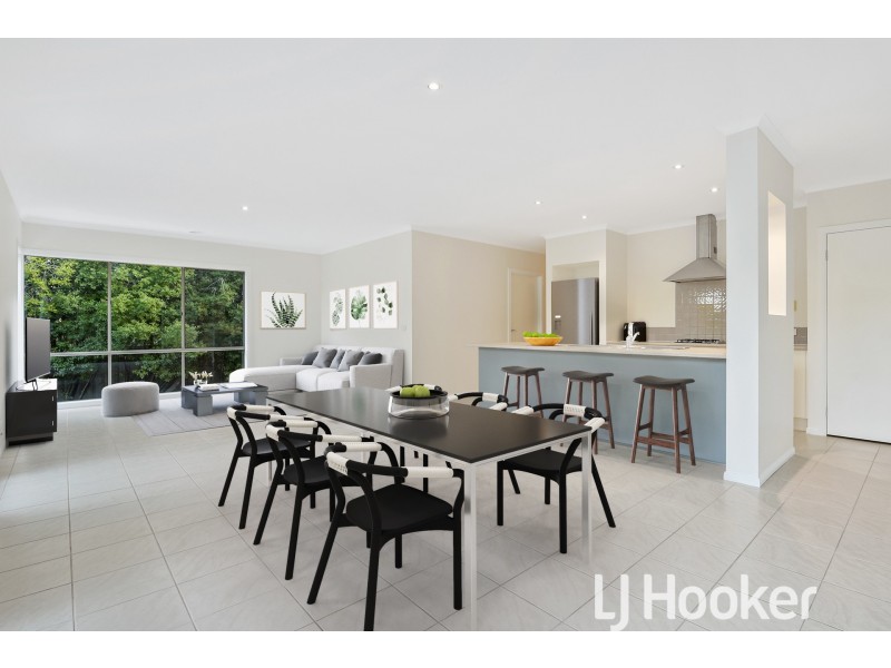 79 Earlsfield Drive, Berwick VIC 3806