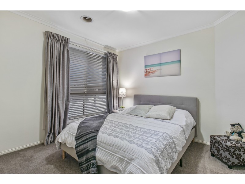 5 Shamrock Close, Narre Warren South VIC 3805