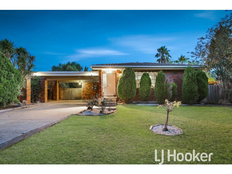 4 Broxburn Court, Berwick VIC 3806