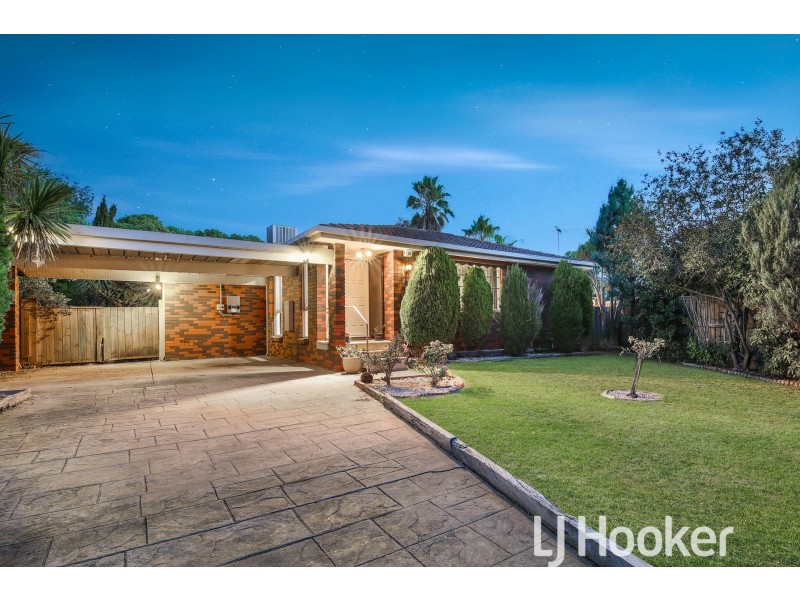 4 Broxburn Court, Berwick VIC 3806