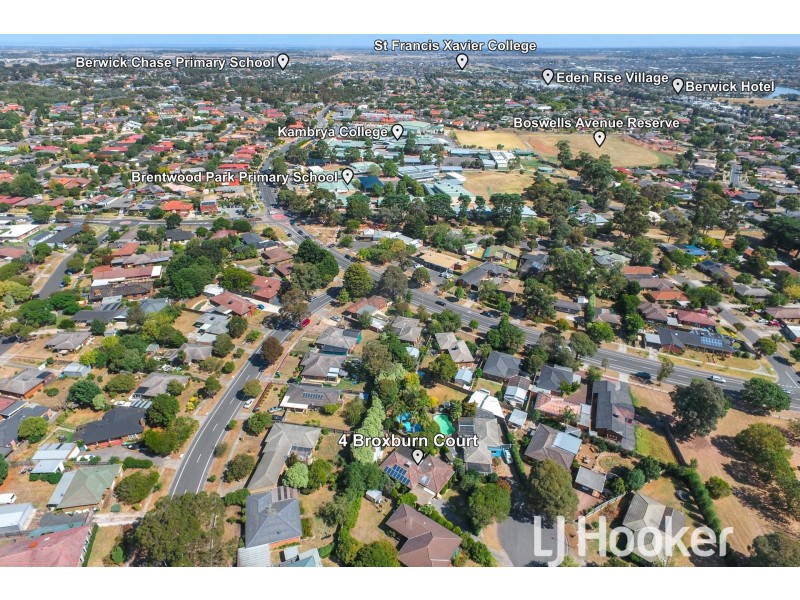 4 Broxburn Court, Berwick VIC 3806