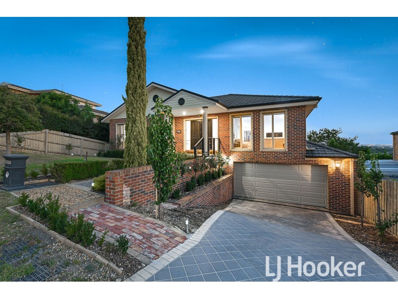 18 Yaldara Drive, Berwick VIC 3806